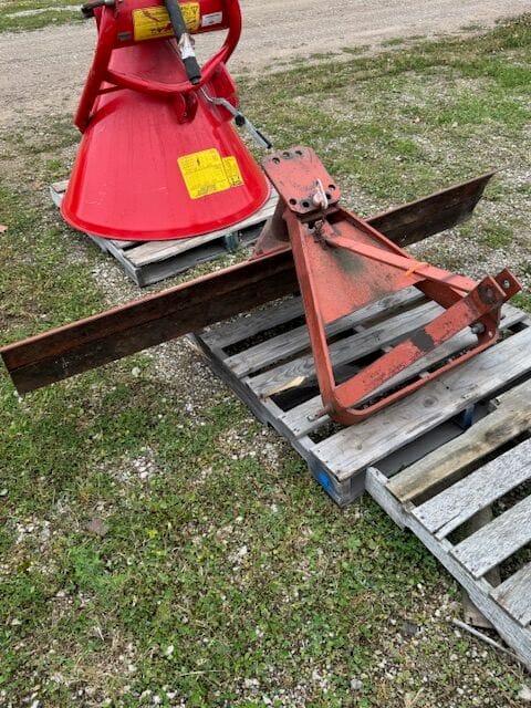 84″ 3-Point Mount Blade – 11013