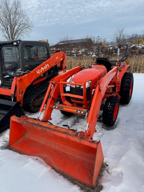 2012 Kubota L3800HST – 11033