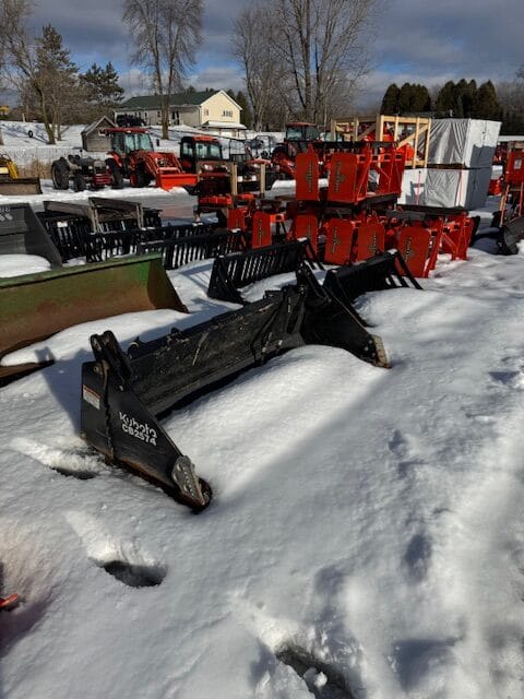 2024 Kubota CB2574 – 10839