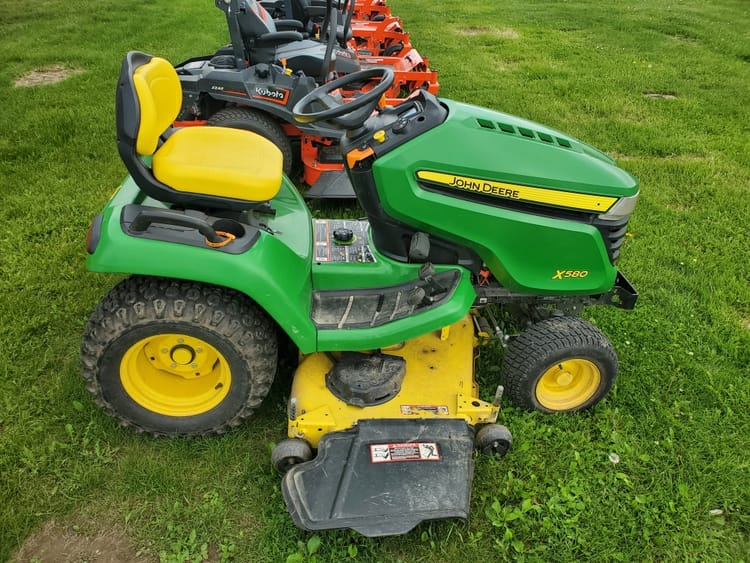 2016 John Deere X580 – 10926